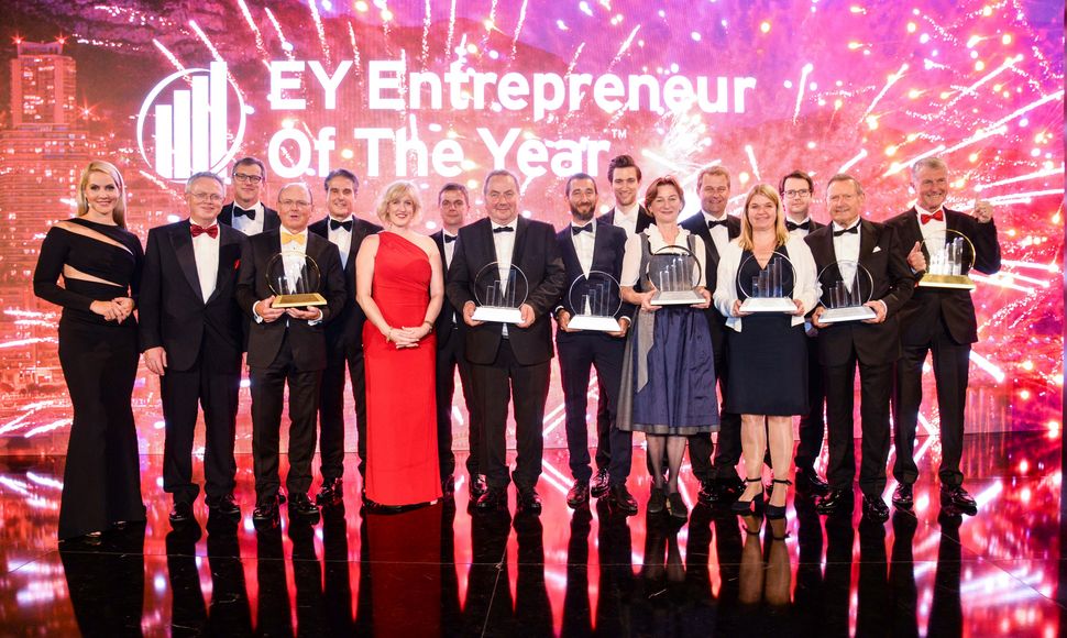 Preisverleihung mit Hans Fischer für Entrepreneur of the Year, 2018